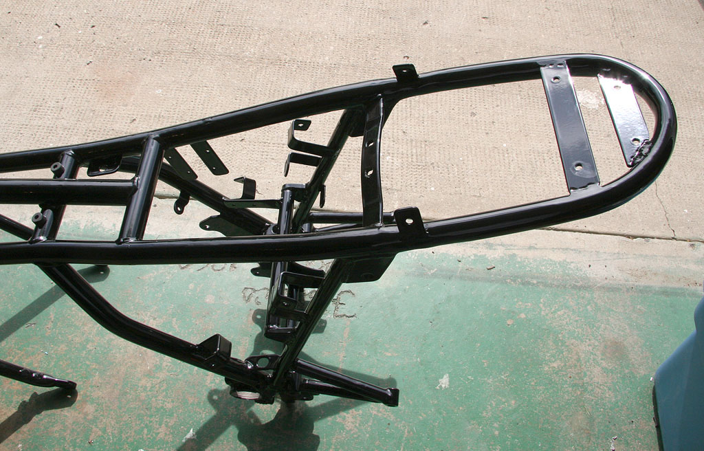 11_rear_frame2