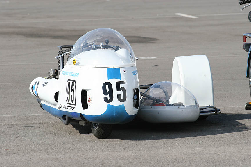 56_bmw_sidecar